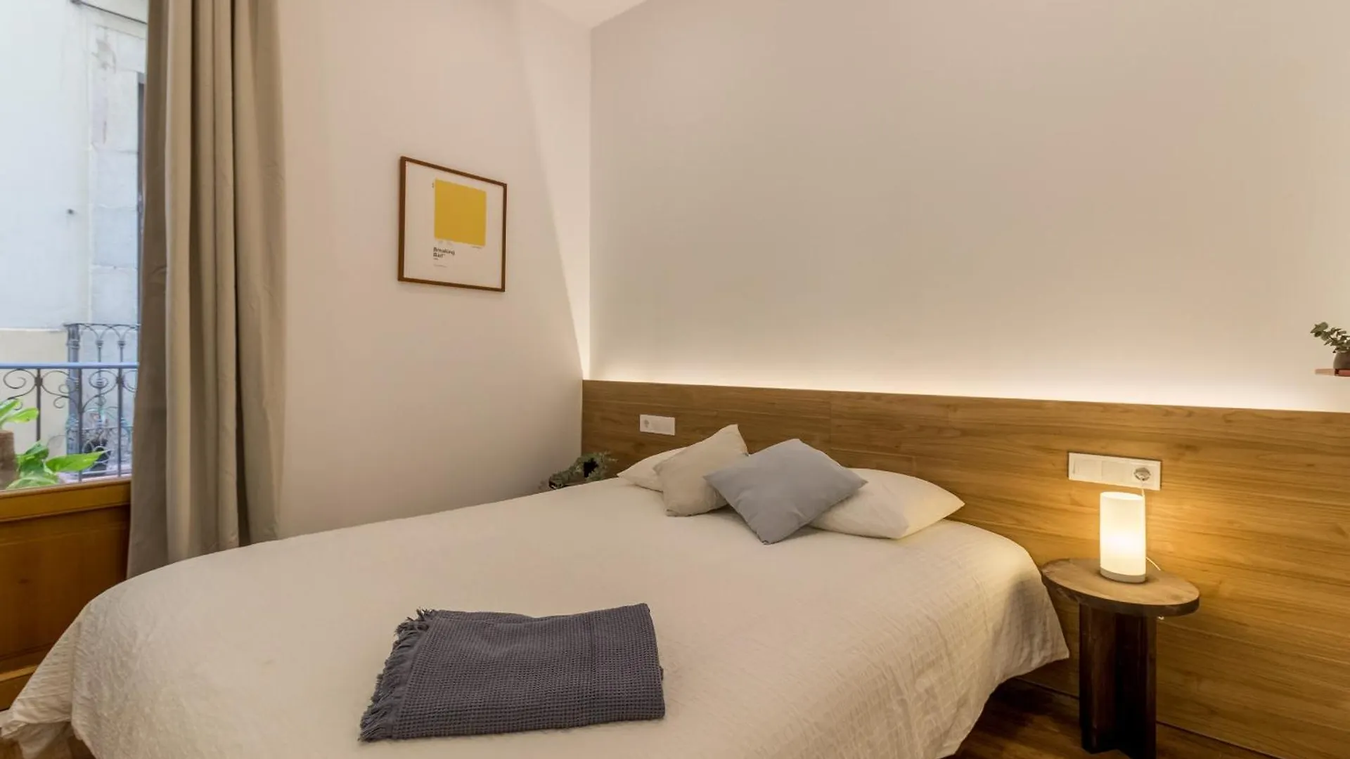 Comfy Stay Barcelona Cathedral شقة